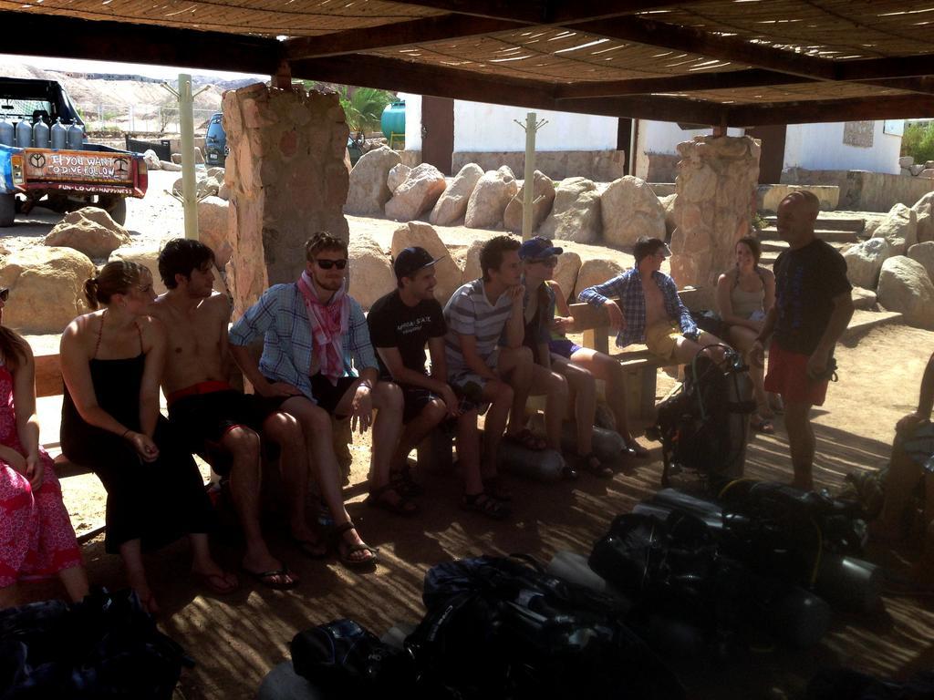 Arab Divers Dive Center And Bed & Breakfast Aqaba Exterior foto