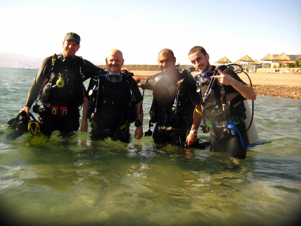 Arab Divers Dive Center And Bed & Breakfast Bed & Breakfast Aqaba Exterior foto