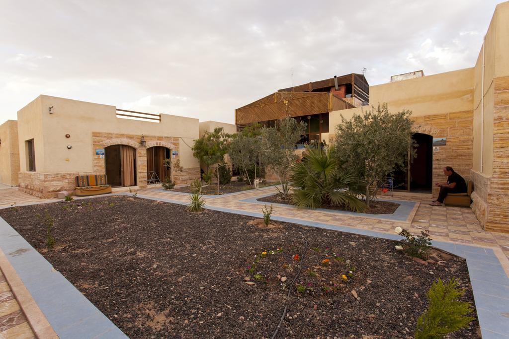 Arab Divers Dive Center And Bed & Breakfast Aqaba Exterior foto