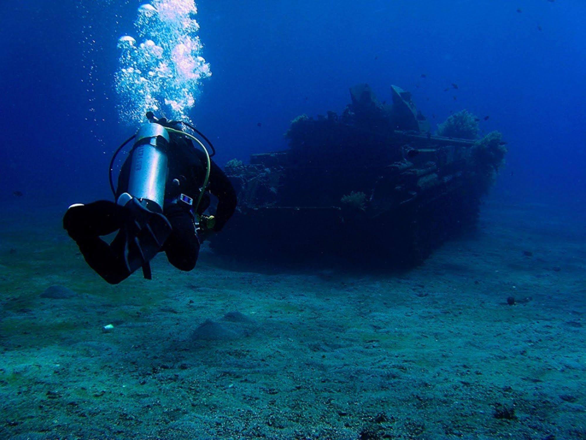 Arab Divers Dive Center And Bed & Breakfast Aqaba Exterior foto