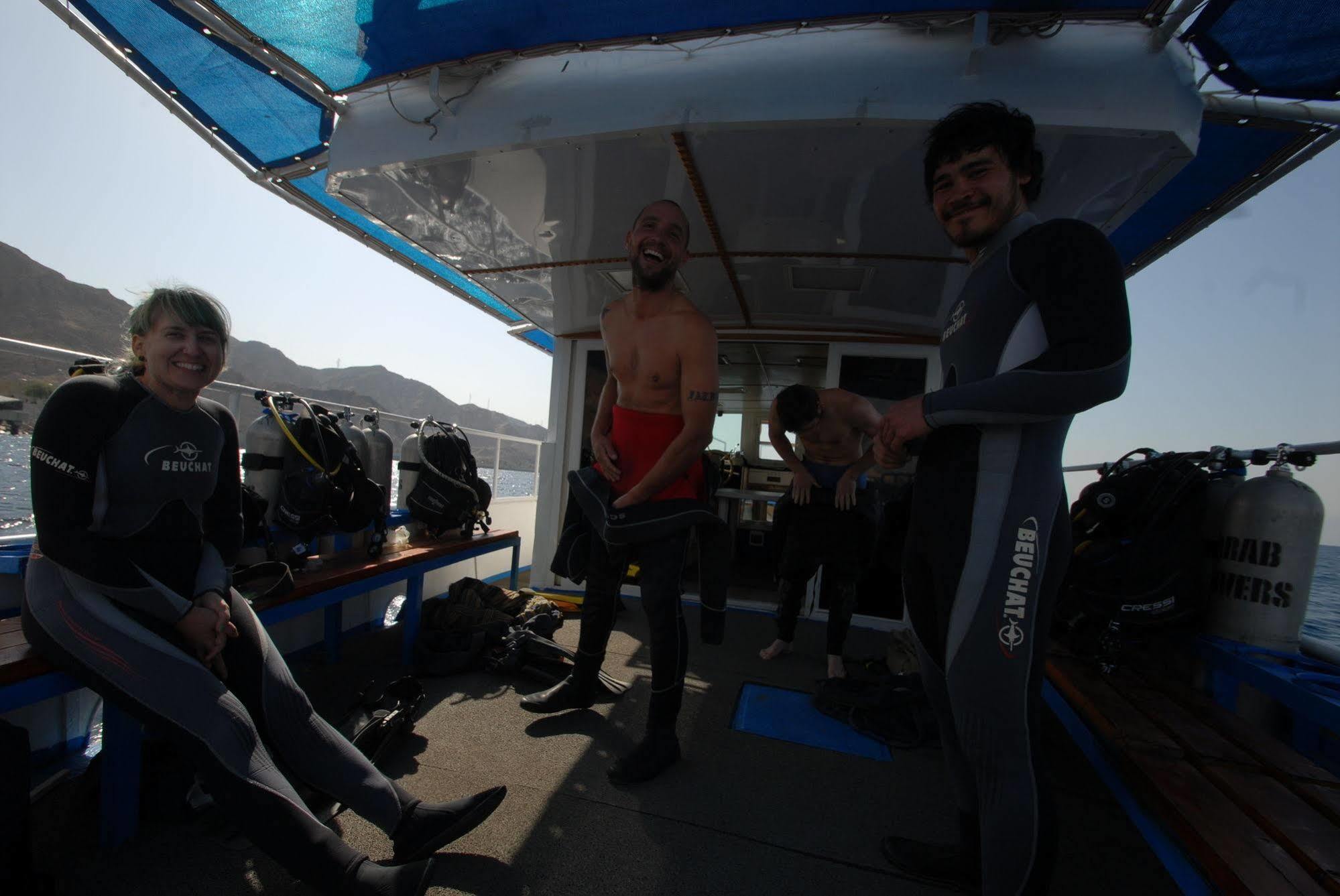 Arab Divers Dive Center And Bed & Breakfast Aqaba Exterior foto