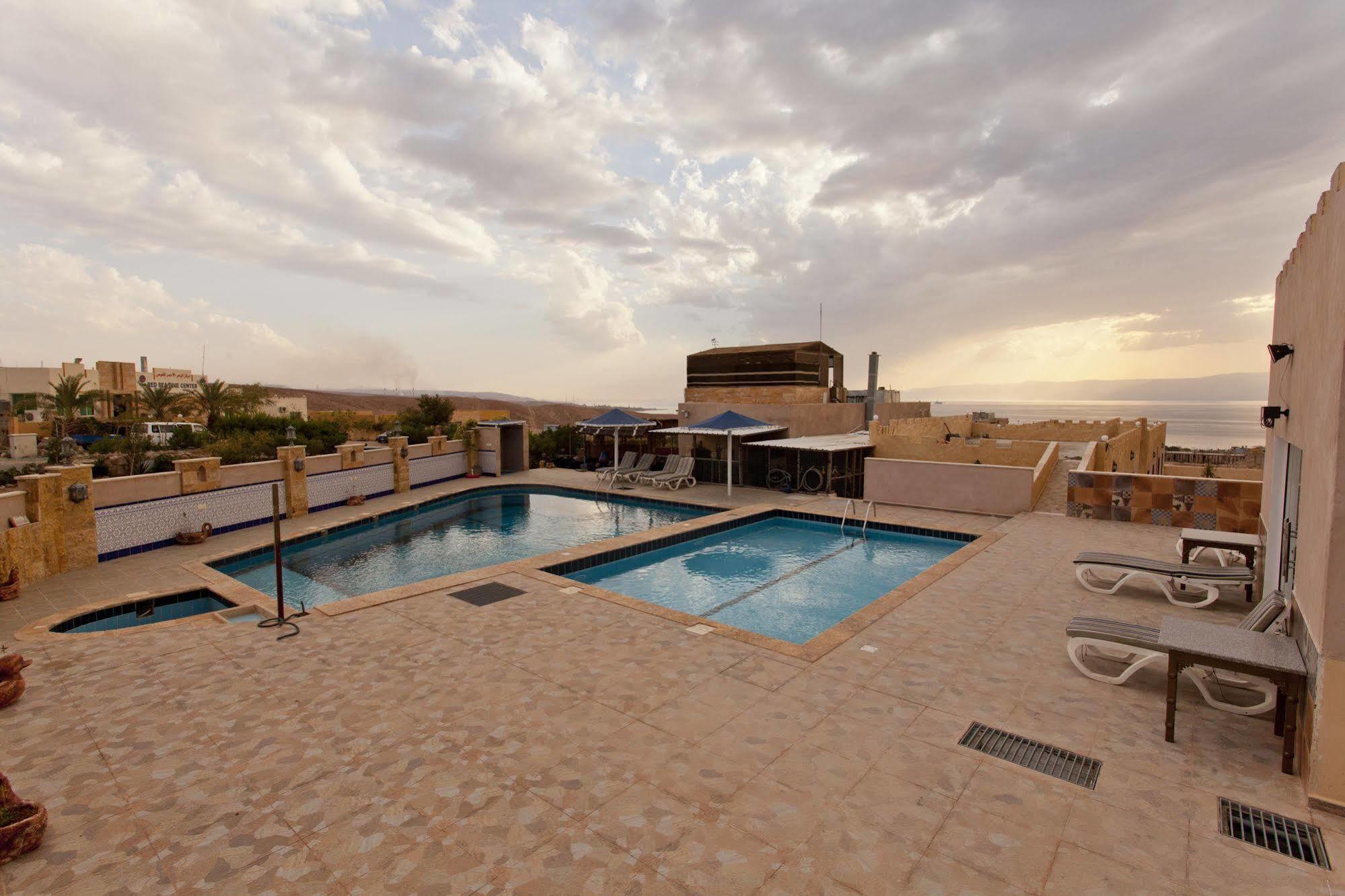 Arab Divers Dive Center And Bed & Breakfast Aqaba Exterior foto