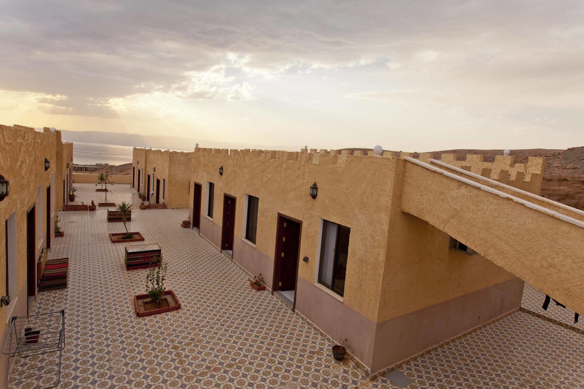 Arab Divers Dive Center And Bed & Breakfast Aqaba Exterior foto