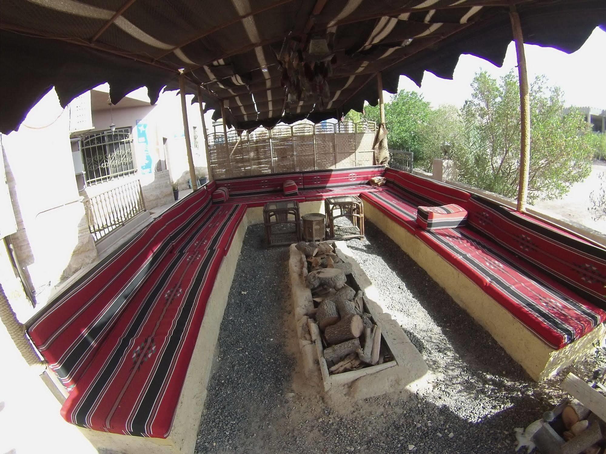 Arab Divers Dive Center And Bed & Breakfast Aqaba Exterior foto