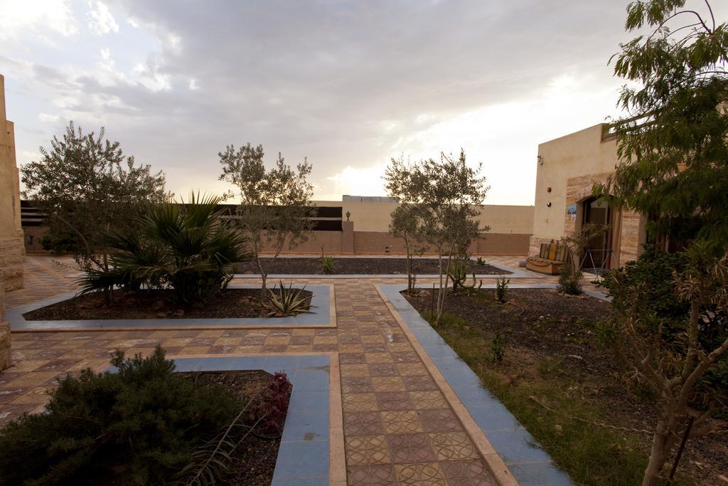 Arab Divers Dive Center And Bed & Breakfast Aqaba Exterior foto